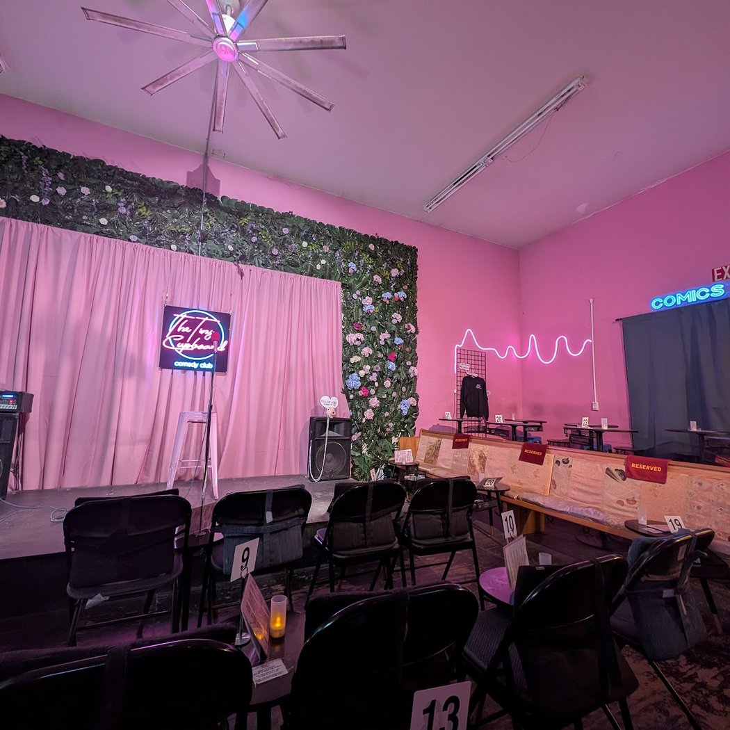 Free Paint & Sip Night 4